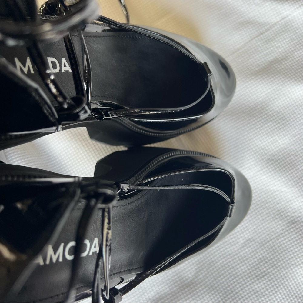 LAMODA Pop Up Chunky Platform Sandals - Picture 7 of 11